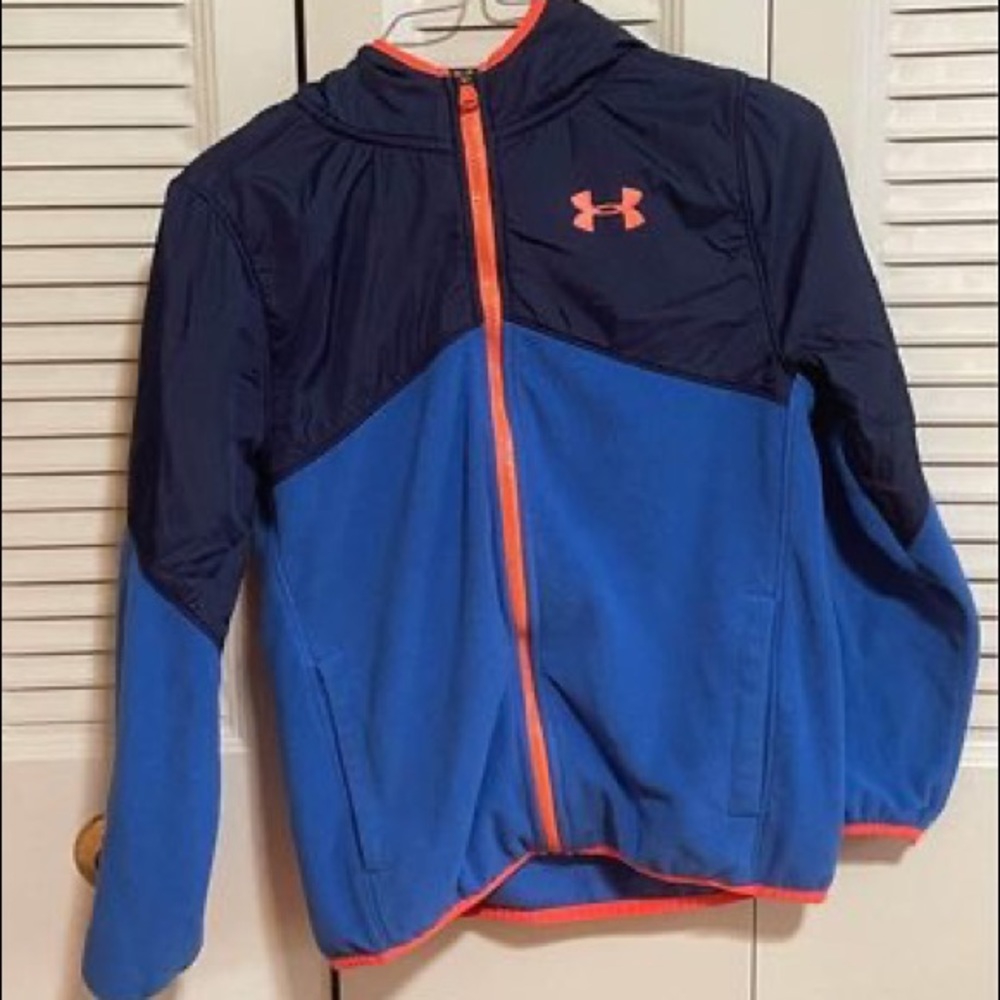 Under armor boys sweater